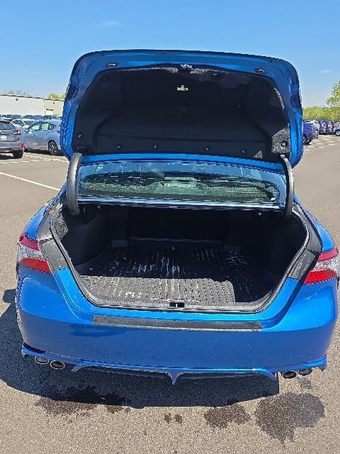 Used 2019 Toyota Camry XSE FWD image 6