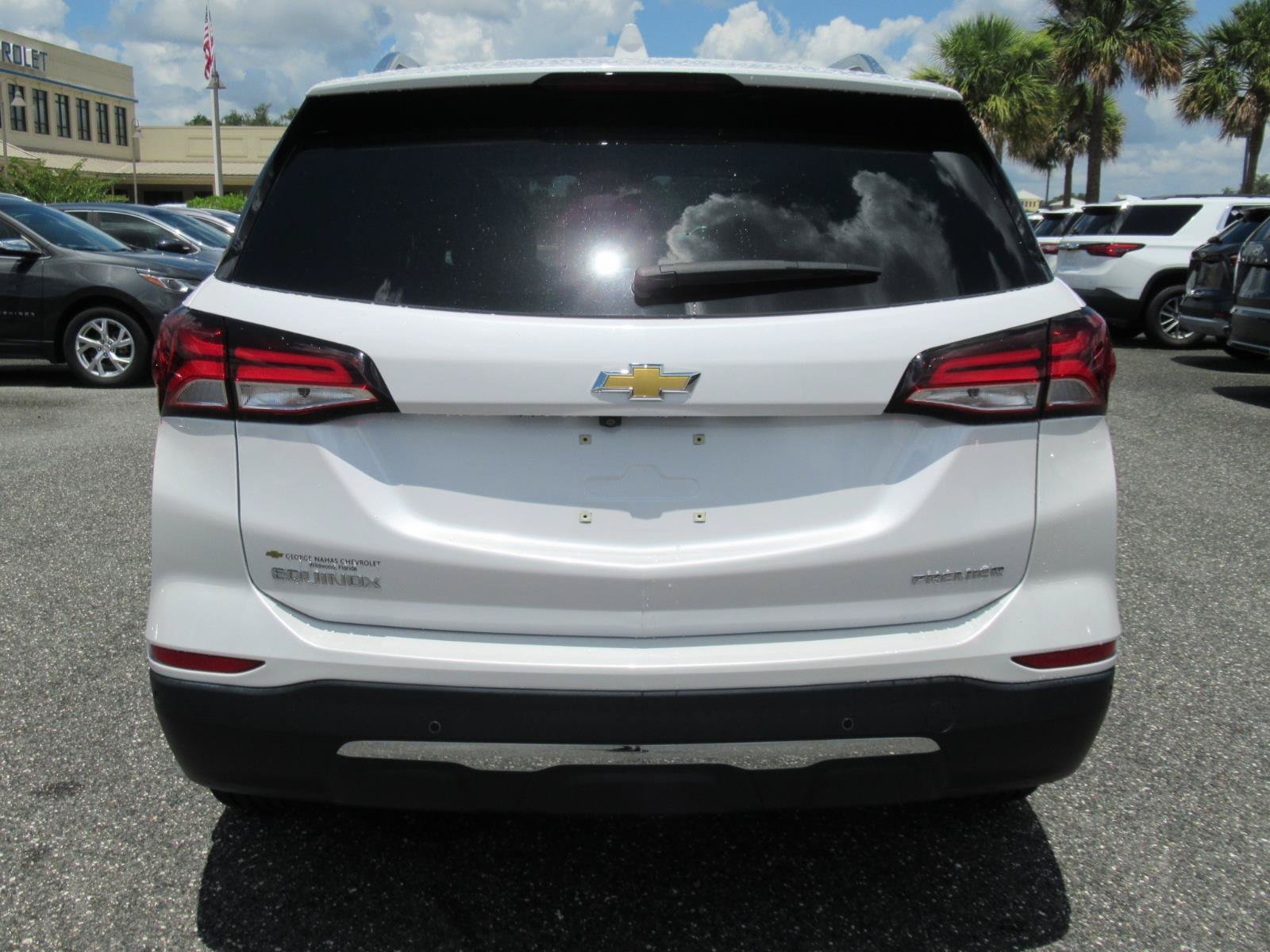 Used 2023 Chevrolet Equinox Premier FWD image 6