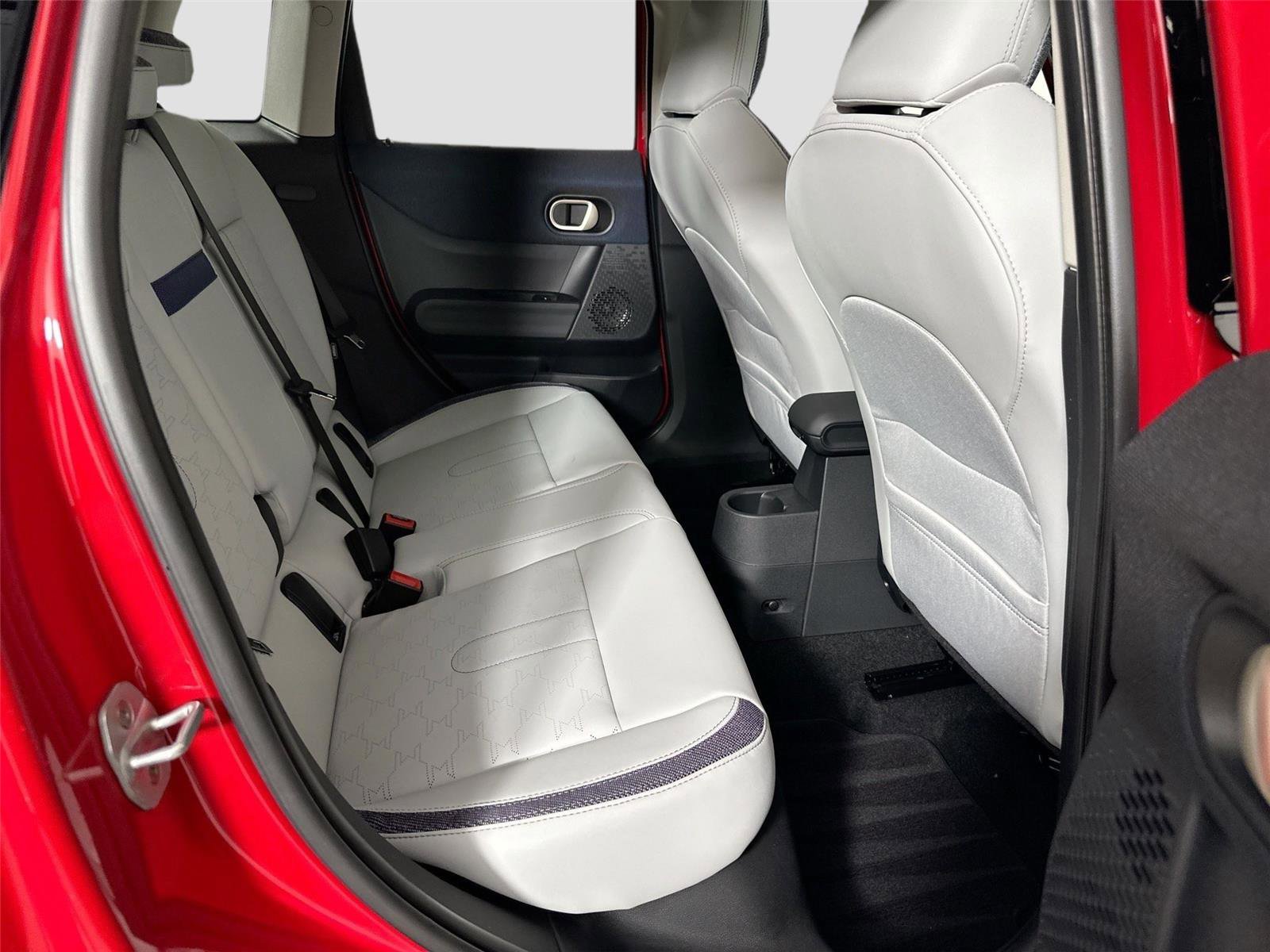 Certified 2025 MINI Cooper S FWD image 19