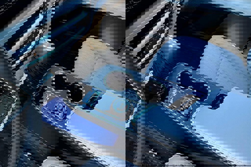 New 2026 Cadillac Lyriq Luxury image 8