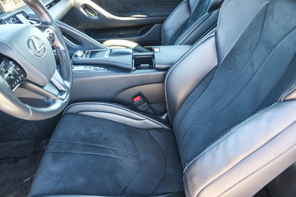 Used 2021 Lexus LC 500 Coupe w/ Performance Package RWD image 17