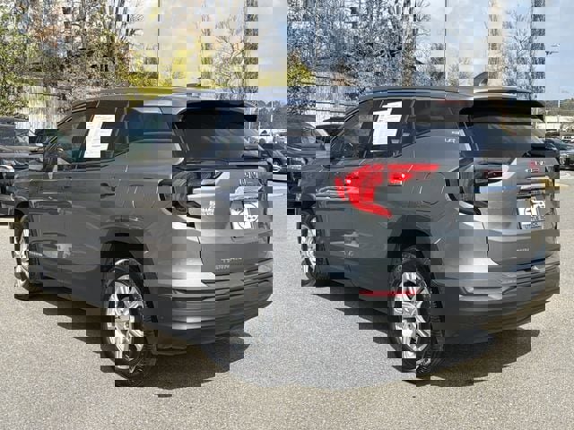 Used 2020 GMC Terrain SLE image 9