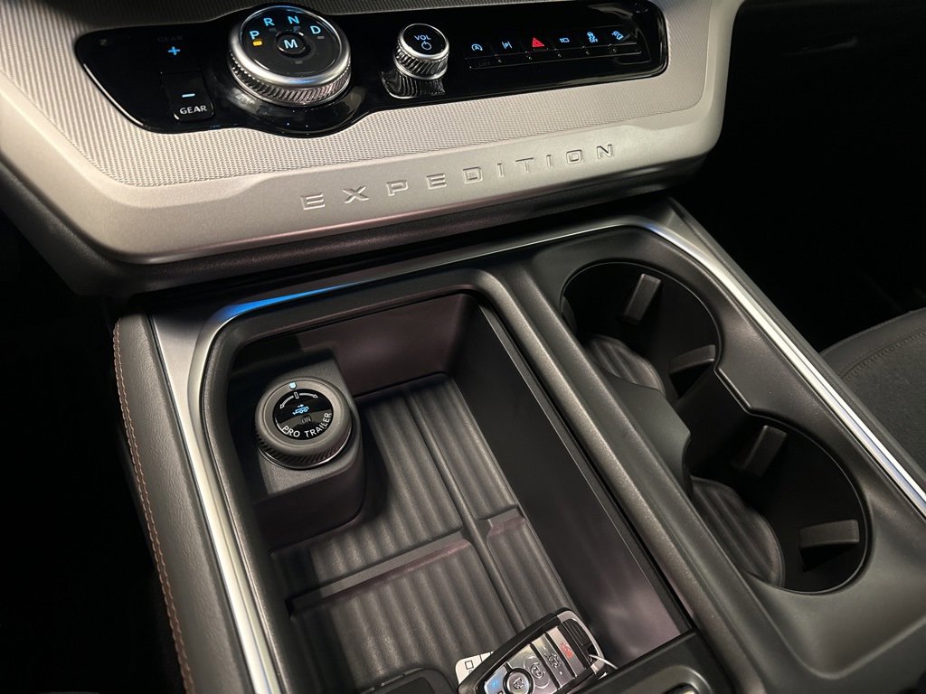 New 2025 Ford Expedition Max Active image 35