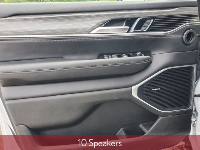 Used 2024 Jeep Wagoneer Series II w/ Flexible Seating Group AWD/4WD image 11