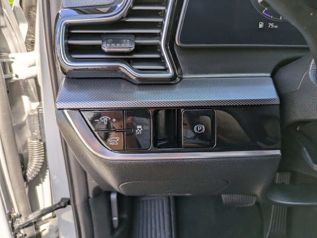 Certified 2024 Kia Sportage SX FWD image 31