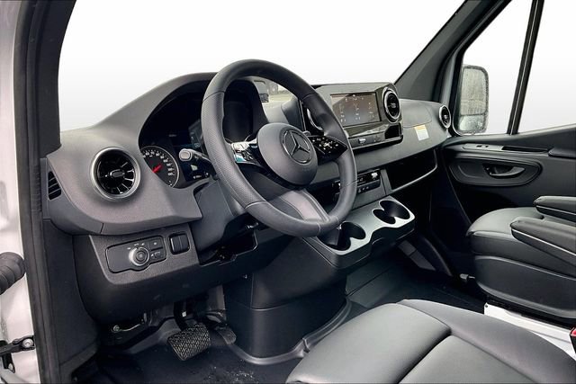 New 2025 Mercedes-Benz Sprinter 2500 image 8