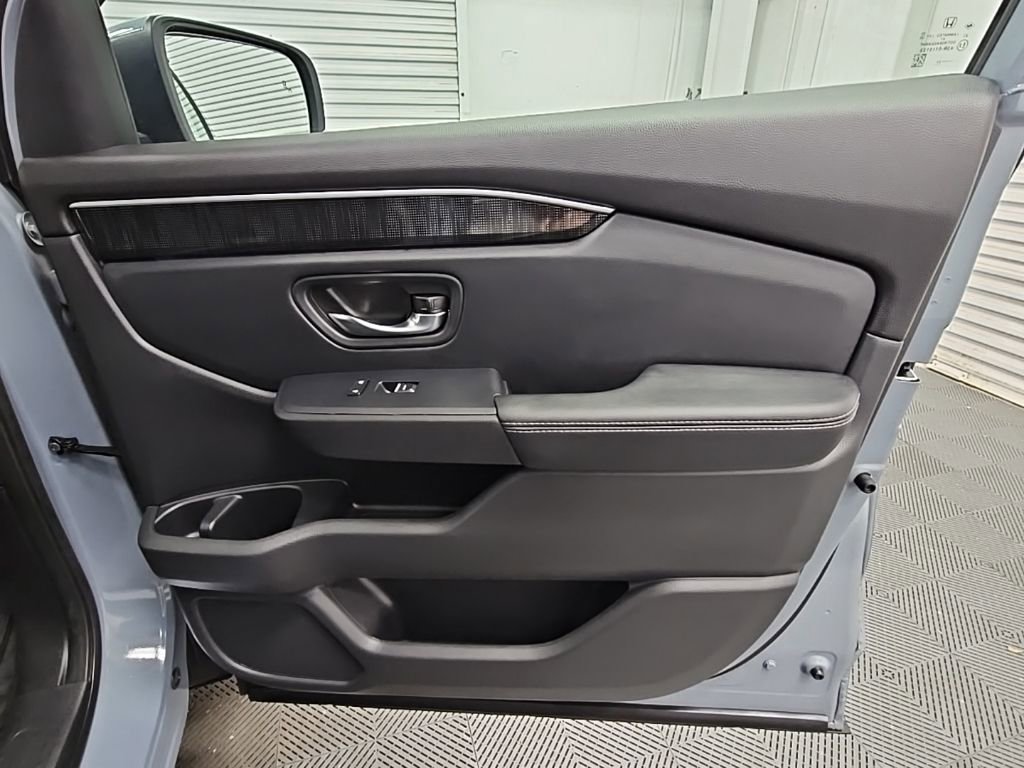 Used 2023 Honda Pilot Elite image 45
