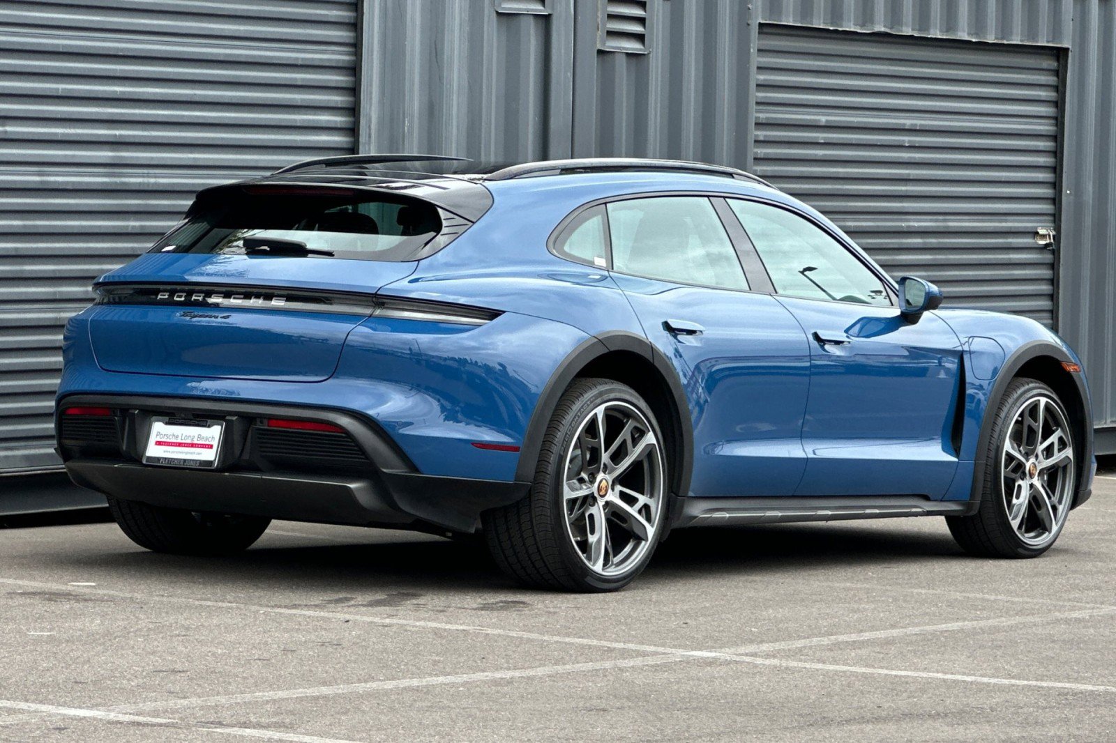 Certified 2024 Porsche Taycan 4 Cross Turismo AWD/4WD image 8