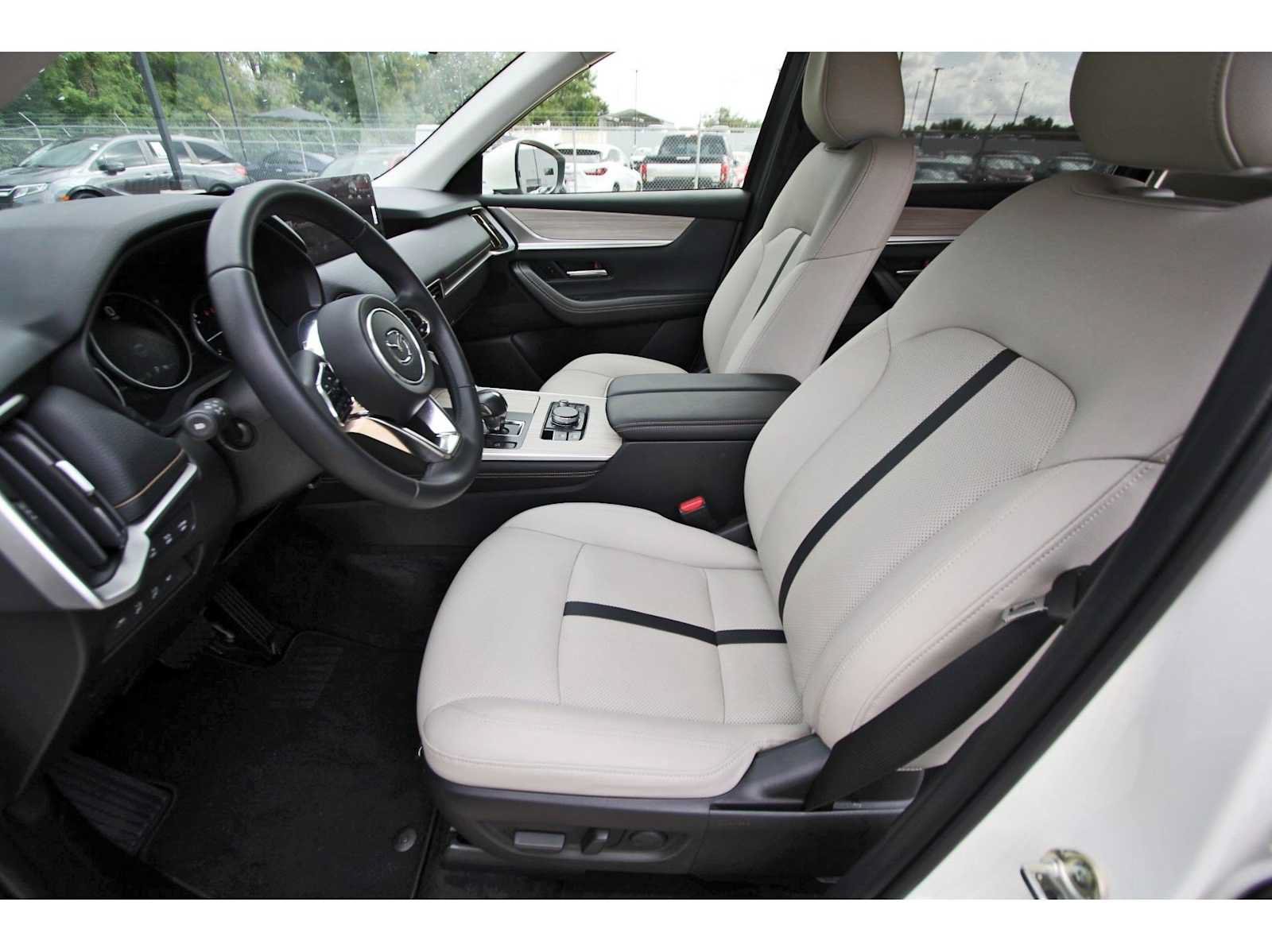 Certified 2026 MAZDA CX-90 3.3 Turbo w/ Preferred Package AWD/4WD image 10