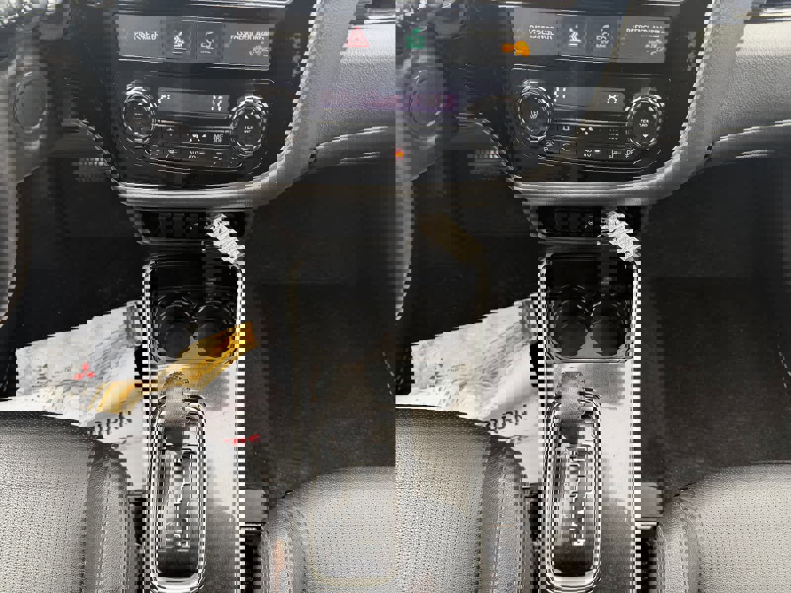 Used 2018 Mitsubishi Outlander SEL image 15