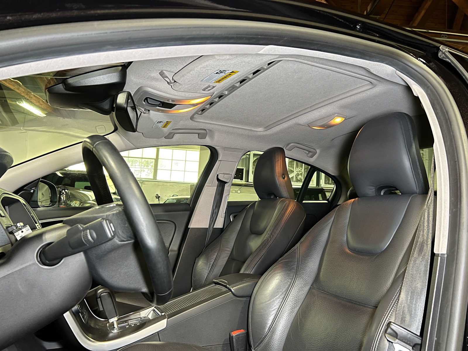 Used 2011 Volvo S60 T6 AWD/4WD image 22