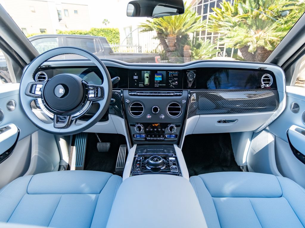 New 2027 Rolls-Royce Cullinan Black Badge AWD/4WD image 4