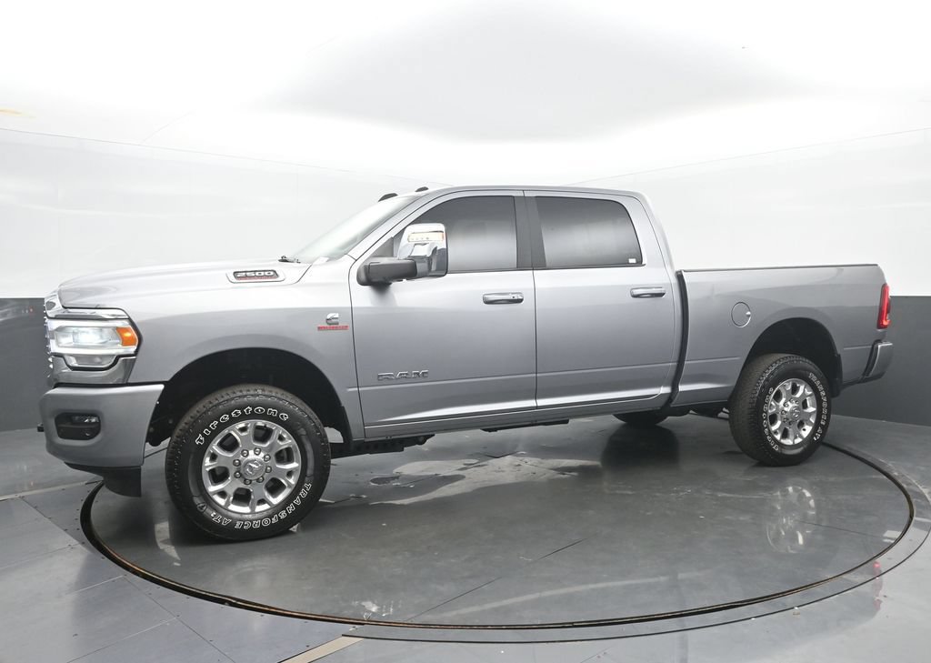 Used 2024 RAM 2500 Laramie AWD/4WD image 2