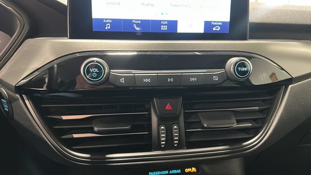 Used 2023 Ford Escape Active AWD/4WD image 17