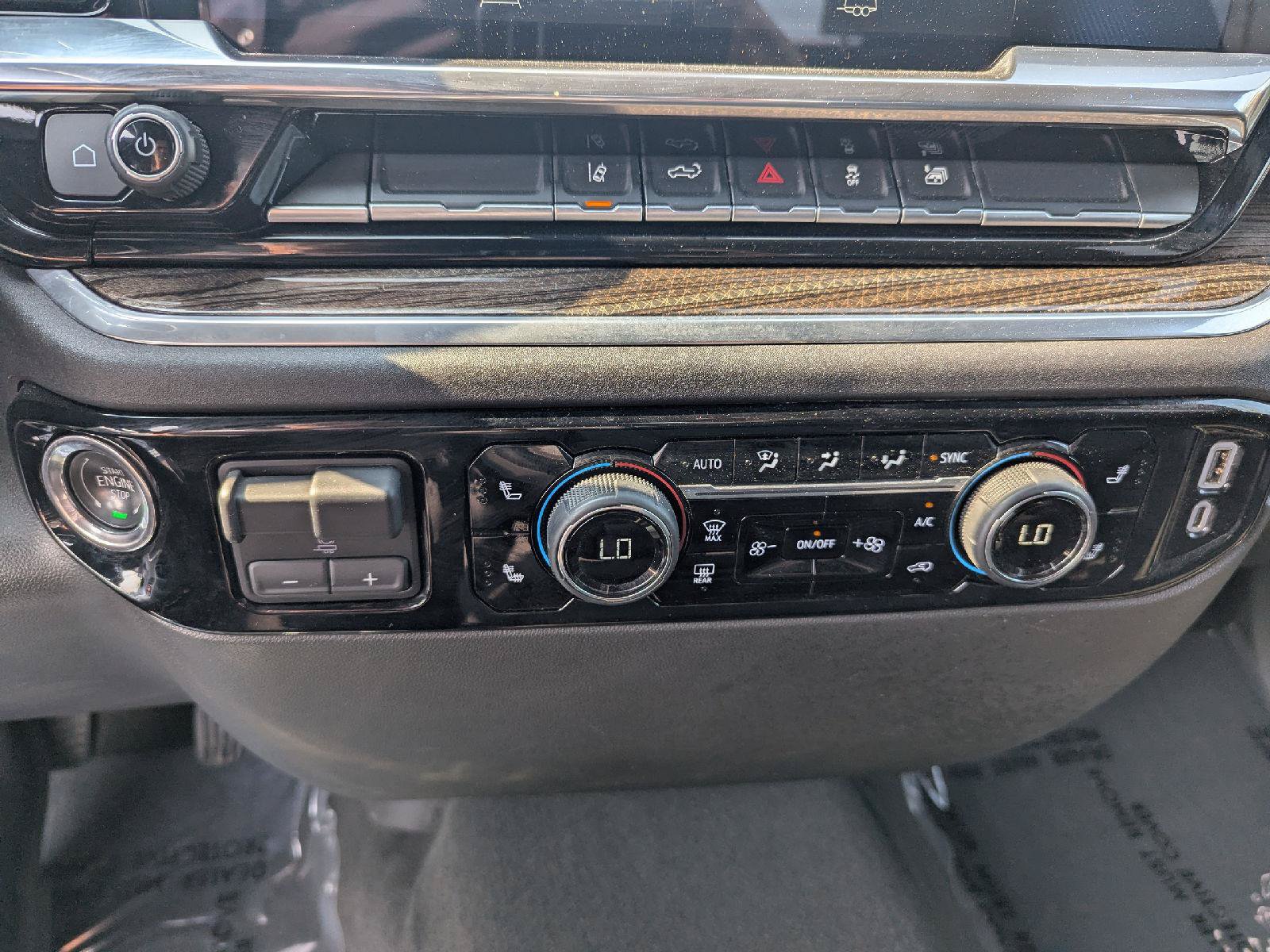 Used 2025 Chevrolet Silverado 2500 LT w/ Convenience Package AWD/4WD image 16