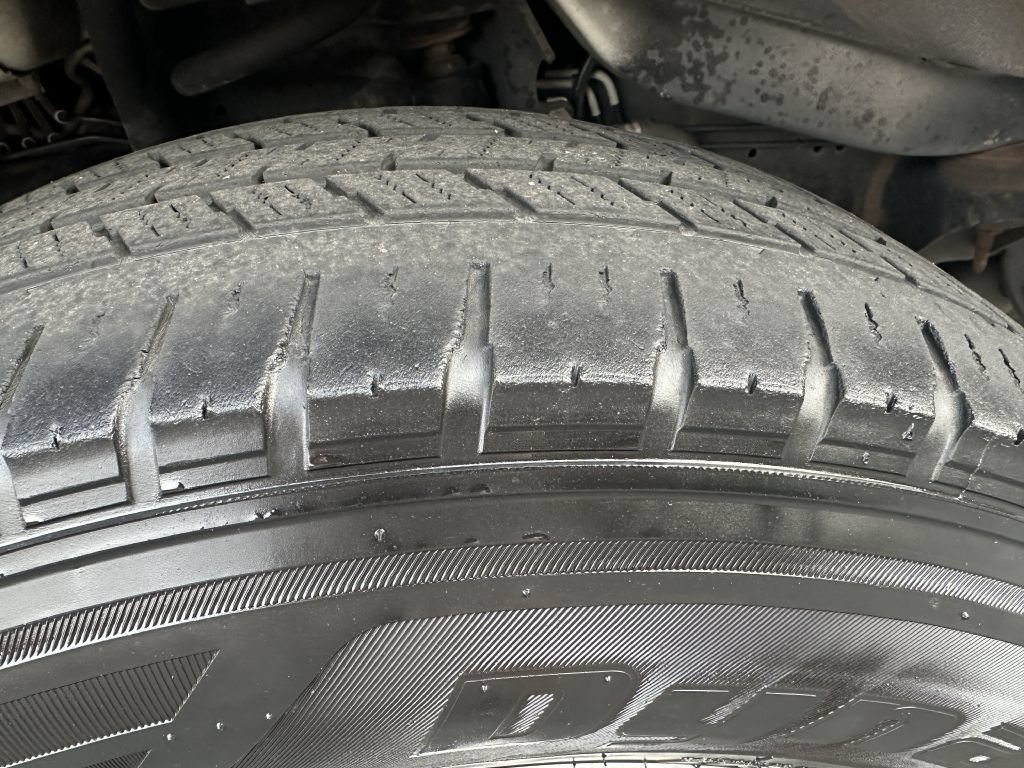 Used 2011 Ford E-250 and Econoline 250 w/ PWR Group RWD image 9