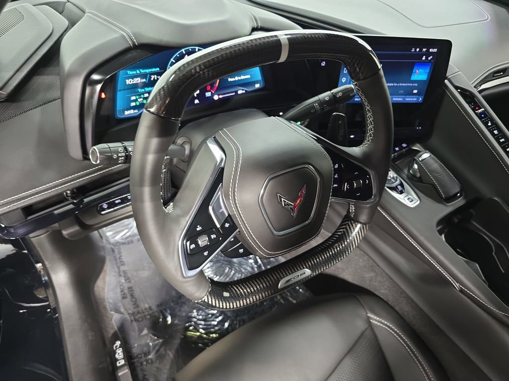 Used 2025 Chevrolet Corvette Z06 w/ Stealth Interior Trim Package RWD image 4