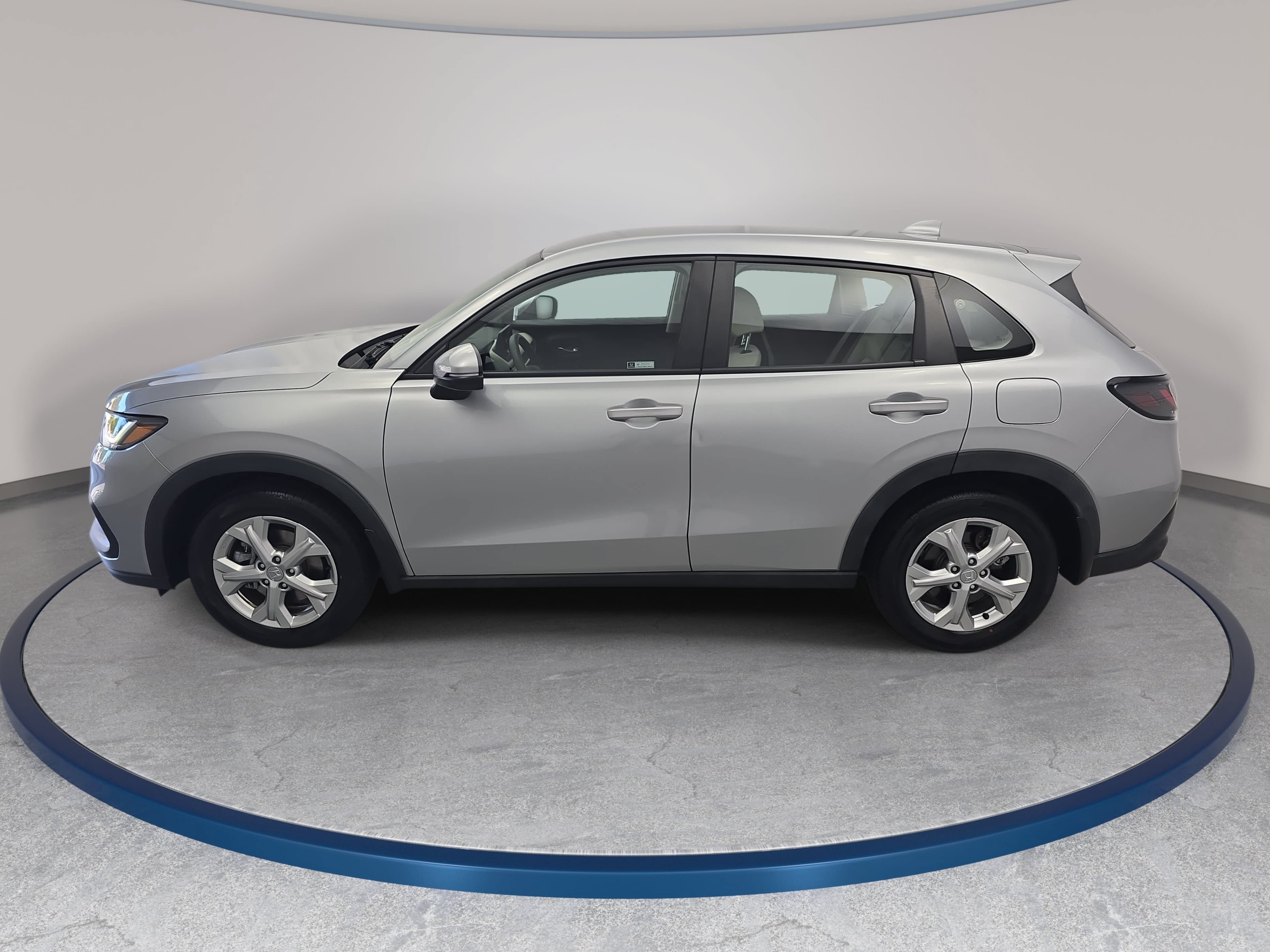 Used 2024 Honda HR-V LX image 8