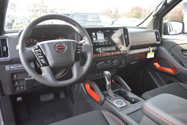 New 2026 Nissan Frontier PRO-4X w/ Pro-4x Convenience Package image 18