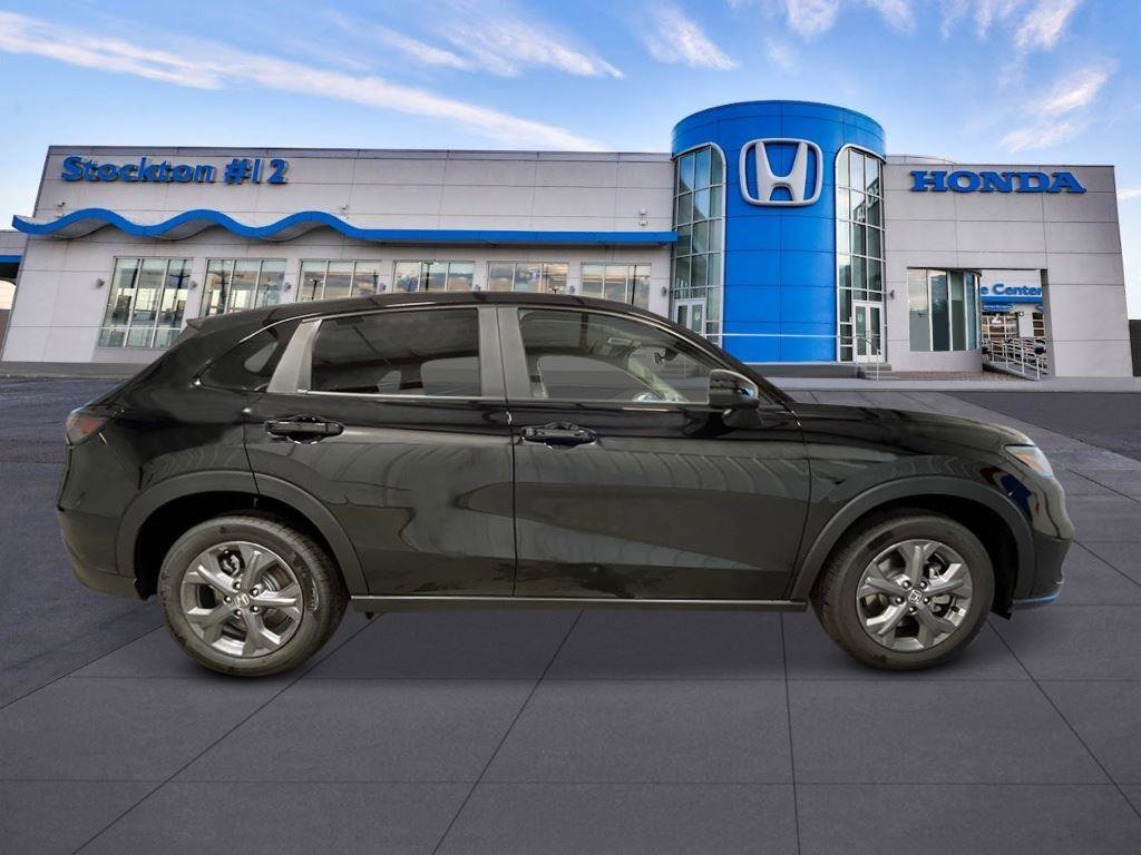 New 2026 Honda HR-V LX image 7