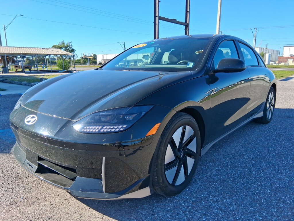 Used 2023 Hyundai Ioniq 6 SE RWD image 7