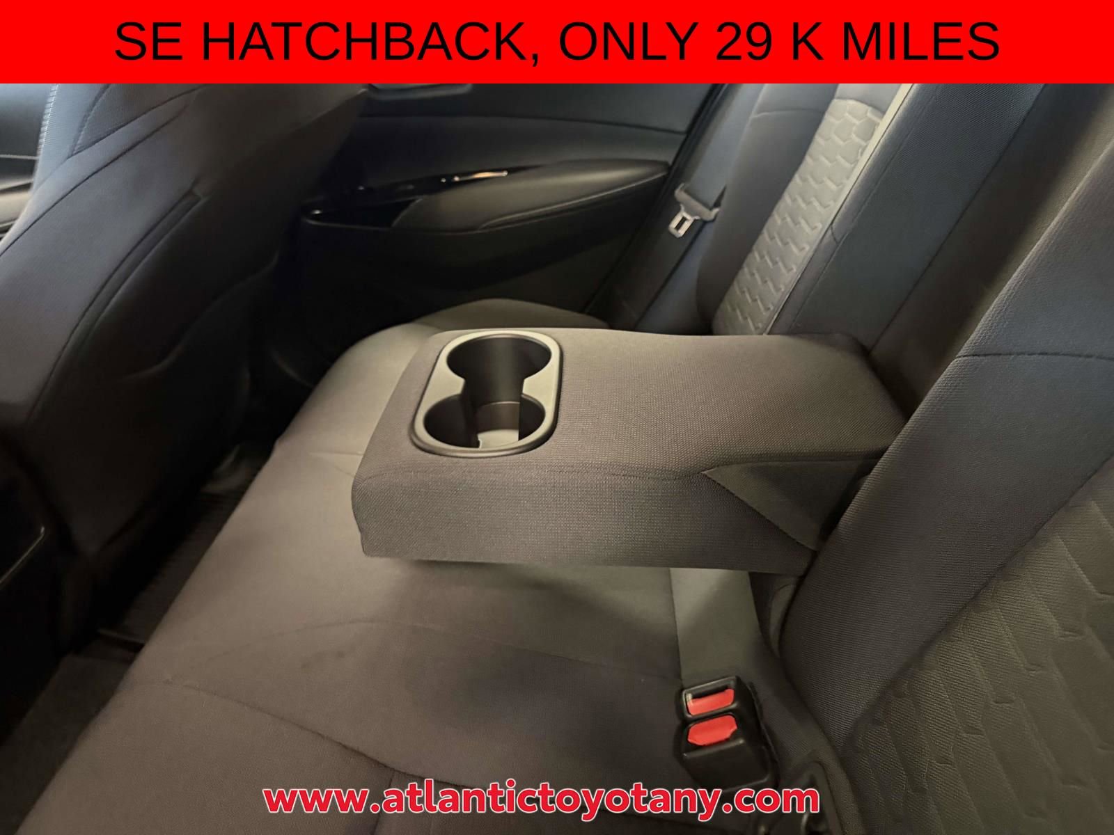 Used 2022 Toyota Corolla SE w/ SE Preferred Package image 14