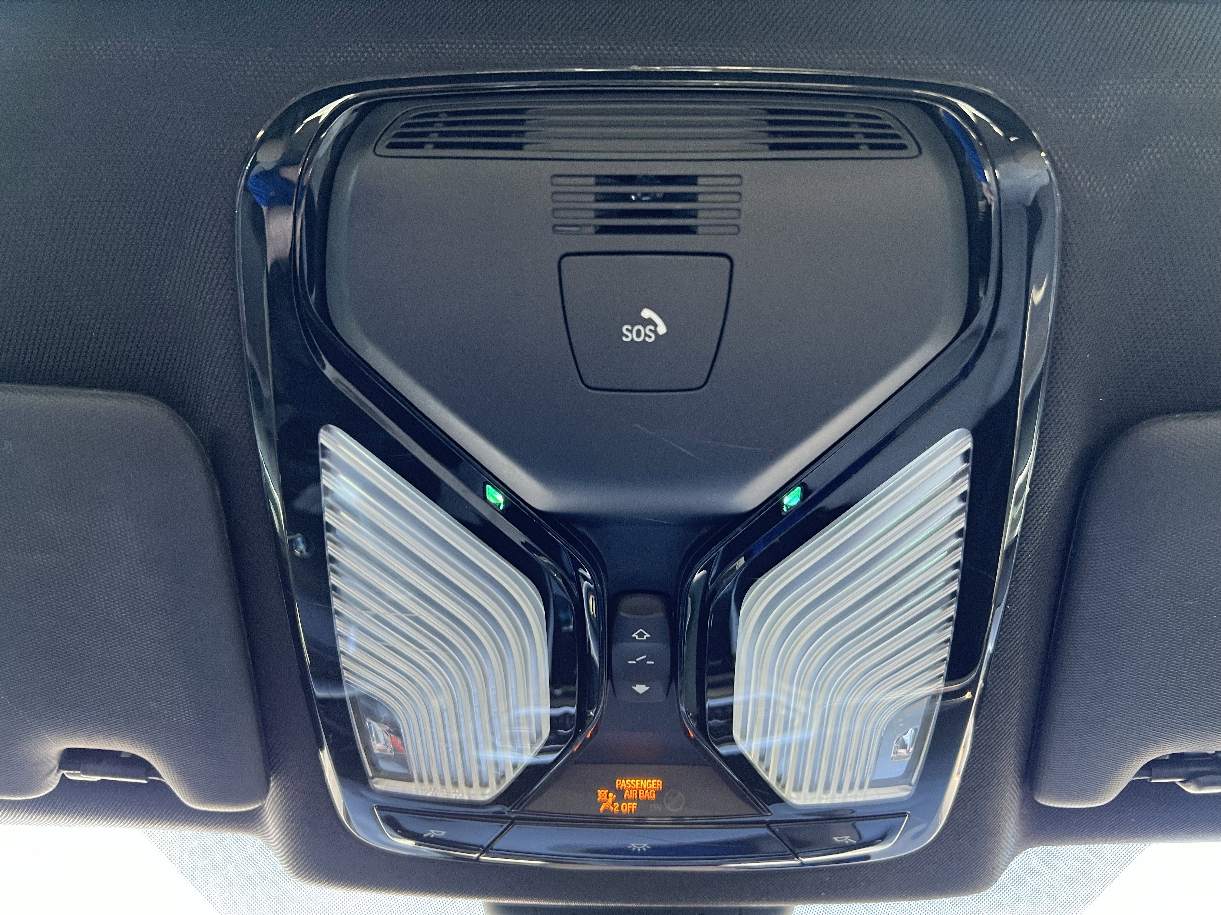 Used 2021 BMW 430i Coupe w/ Premium Package image 28