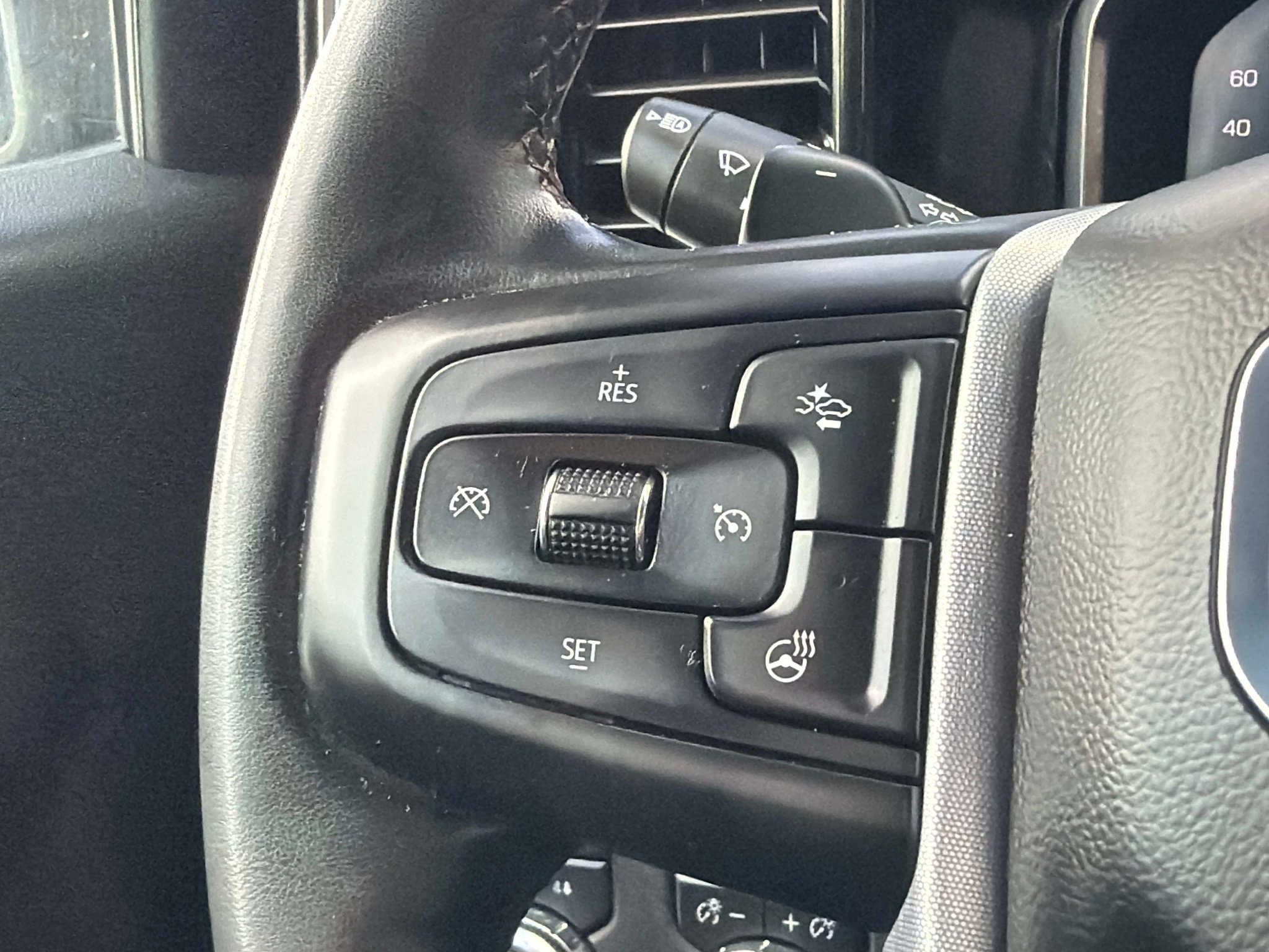 Used 2024 GMC Sierra 1500 Elevation w/ Preferred Package AWD/4WD image 40