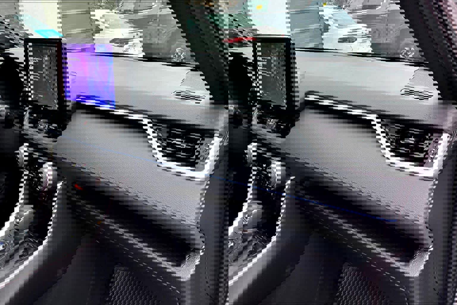 Used 2024 Toyota RAV4 XSE w/ Advanced Technology Package image 18