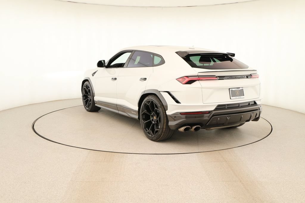 Used 2023 Lamborghini Urus Performante AWD/4WD image 4