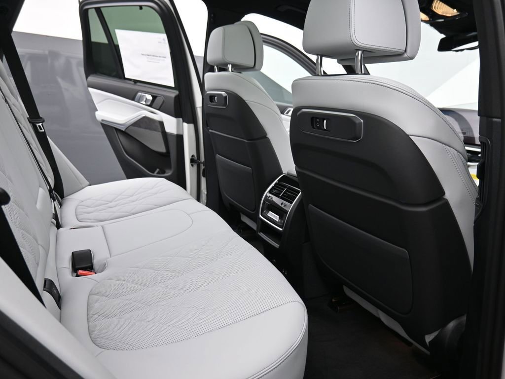 New 2026 BMW X5 xDrive40i image 19
