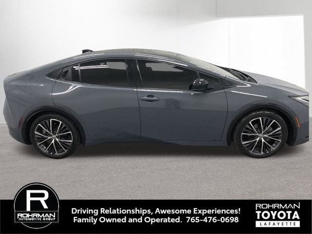 Used 2024 Toyota Prius XLE AWD/4WD image 8