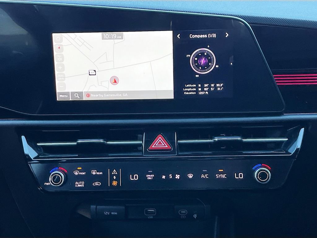 Certified 2023 Kia Niro EX Touring image 13