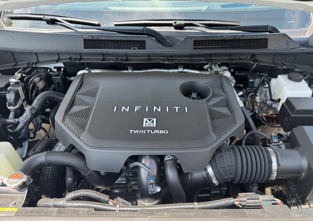 New 2026 INFINITI QX80 Autograph w/ Premium Cargo Package AWD/4WD image 9