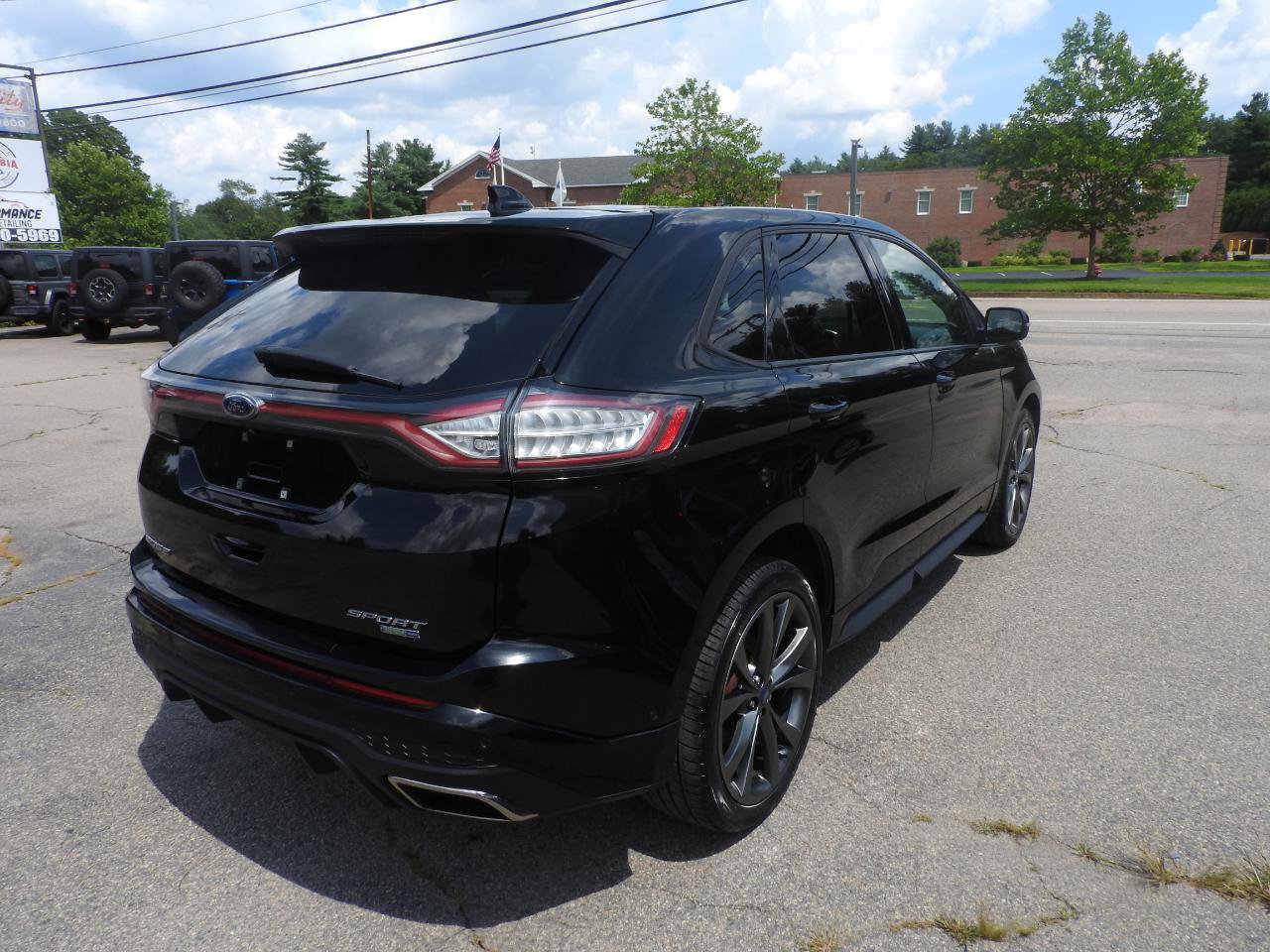 Used 2016 Ford Edge Sport w/ Equipment Group 401A AWD/4WD image 3