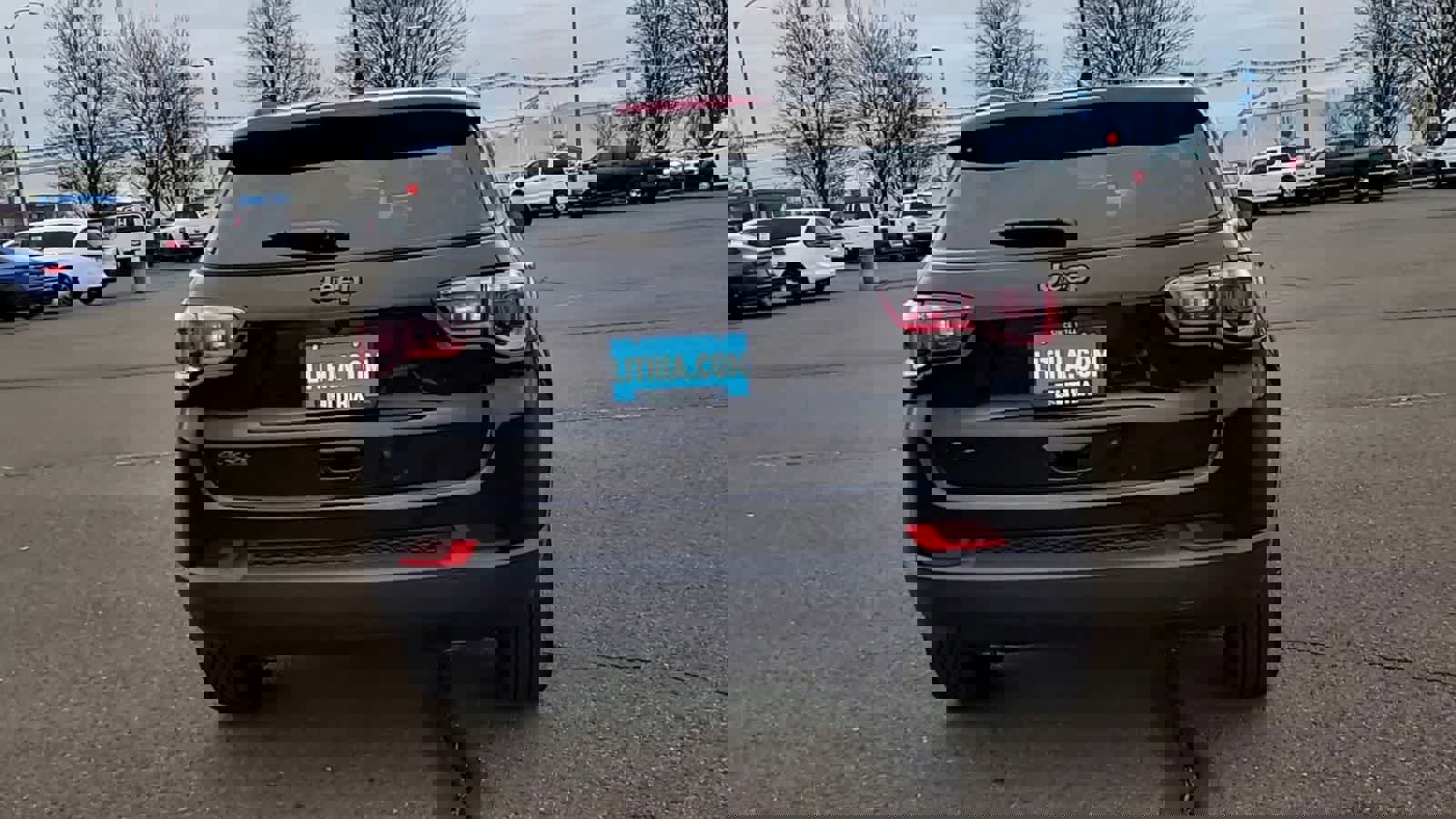 New 2026 Jeep Compass Latitude image 7