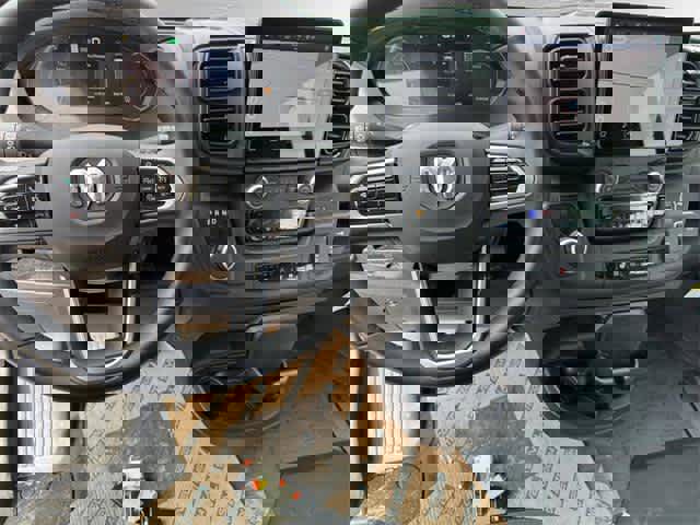 New 2024 RAM ProMaster 3500 w/ Delivery Van Package image 10