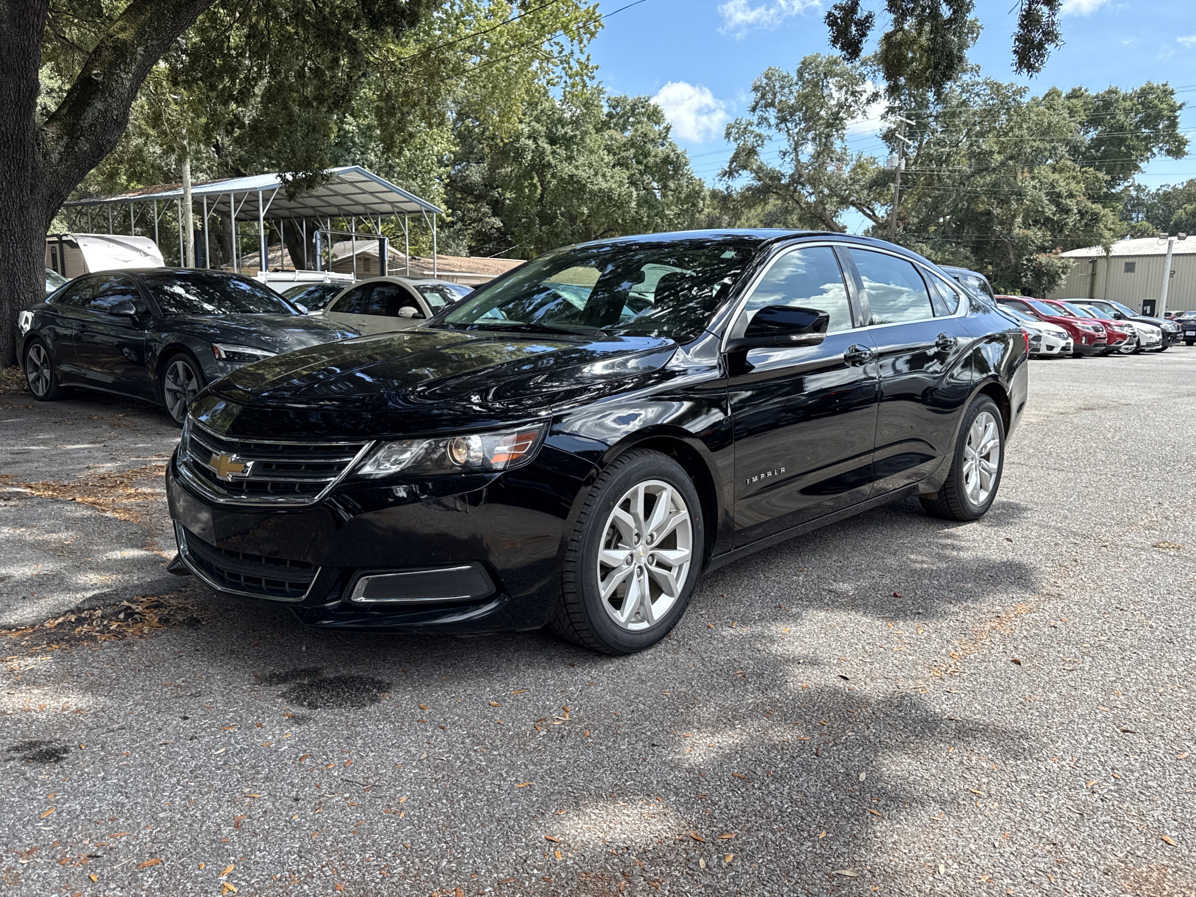 Used 2017 Chevrolet Impala LT image 1