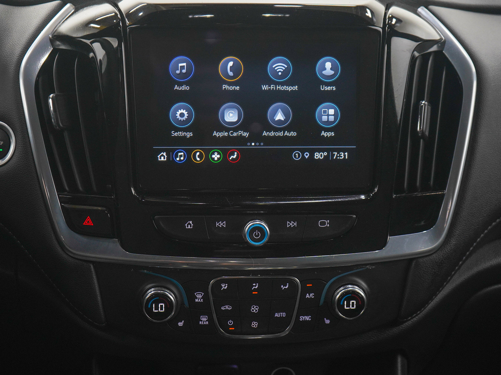 Used 2022 Chevrolet Traverse LT AWD/4WD image 19
