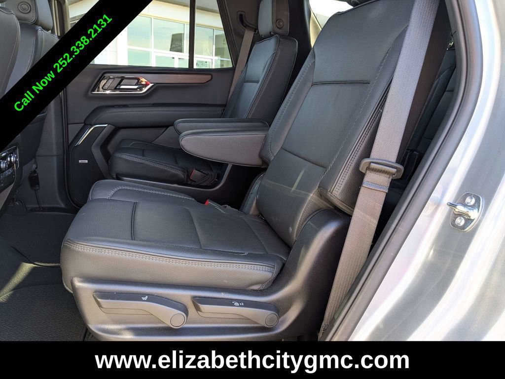 Used 2025 GMC Yukon Denali image 17