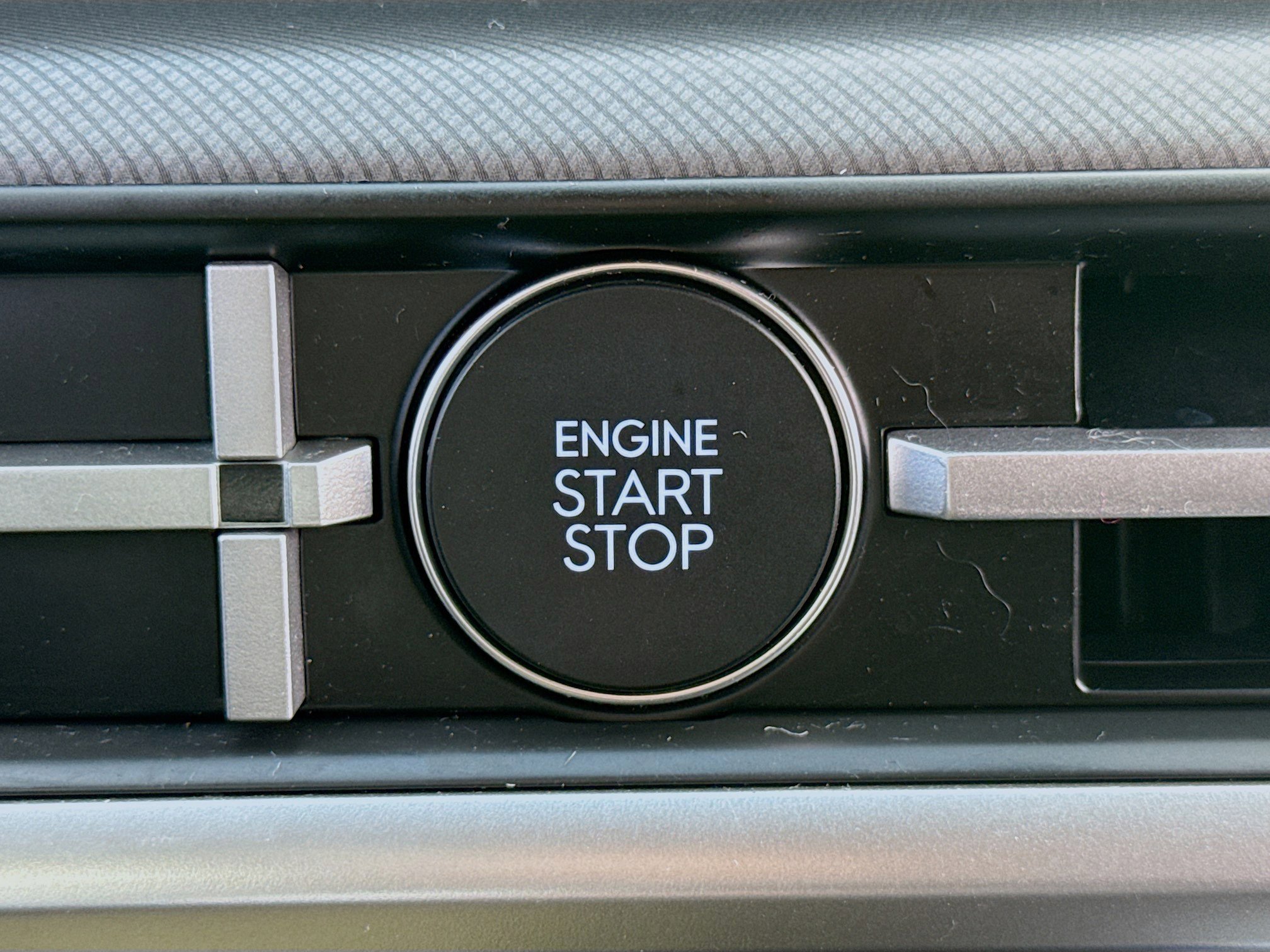 Used 2025 Hyundai Santa Fe SEL image 9