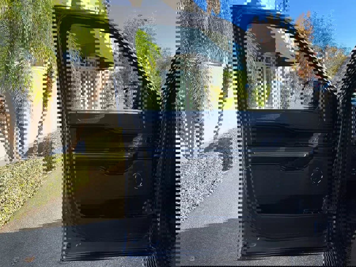 Used 2019 Ford Expedition Max XLT w/ Equipment Group 202A image 19