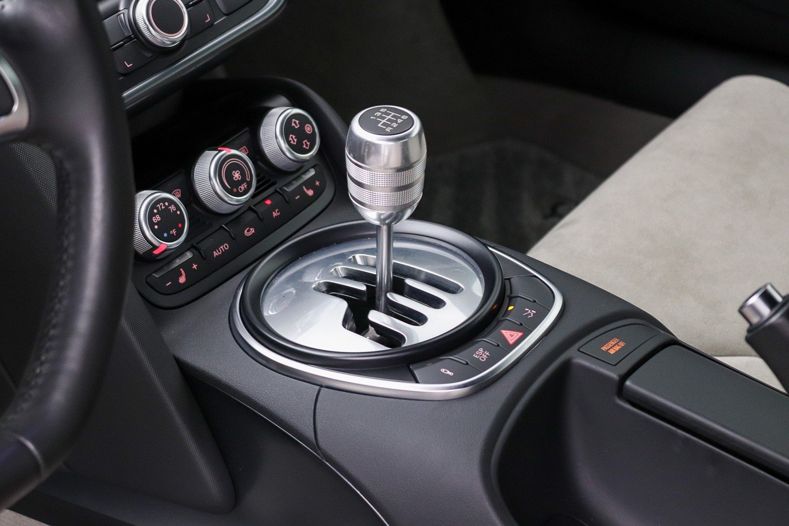 Used 2009 Audi R8 V8 AWD/4WD image 21