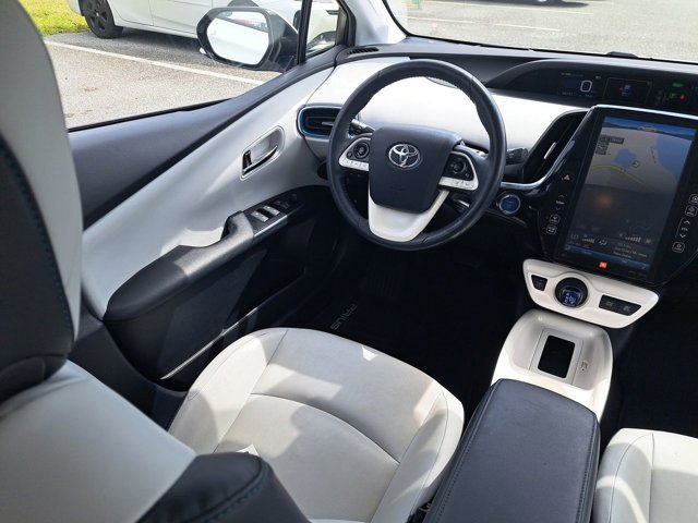 Used 2018 Toyota Prius Four image 19