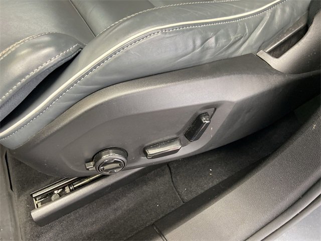 Used 2020 Volvo XC60 T5 R-Design image 21