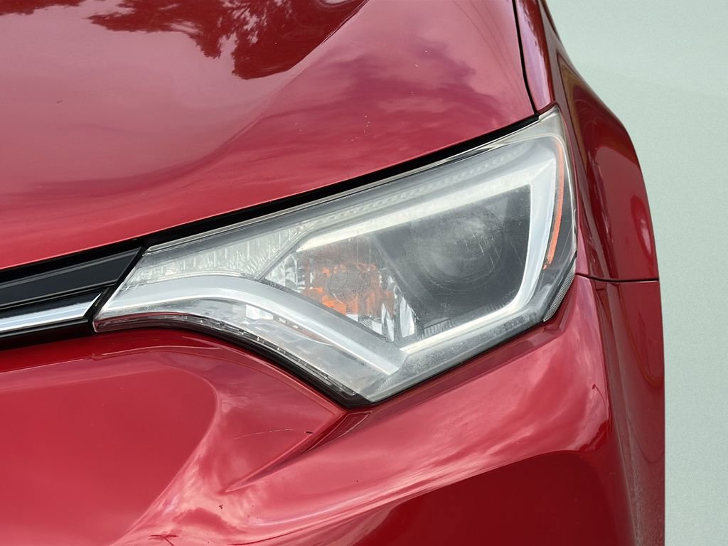 Used 2017 Toyota RAV4 XLE FWD image 27