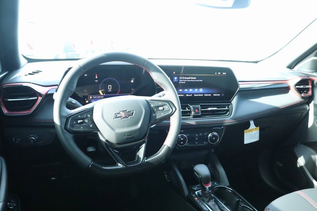 New 2026 Chevrolet TrailBlazer RS w/ Convenience Package image 2