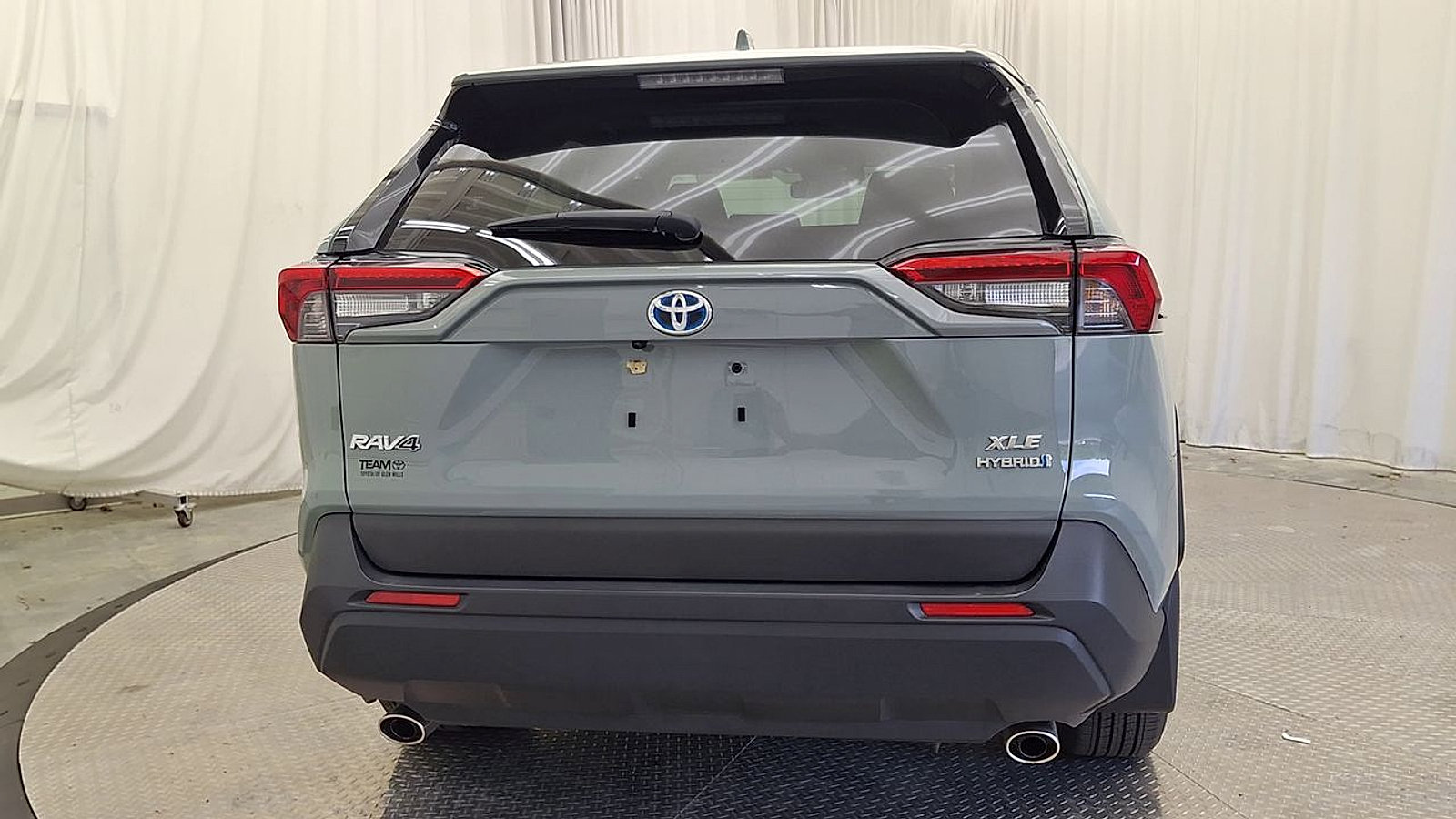 Certified 2023 Toyota RAV4 XLE w/ Convenience Package AWD/4WD image 2