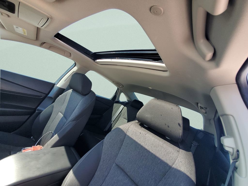 Used 2025 Honda Accord SE image 28
