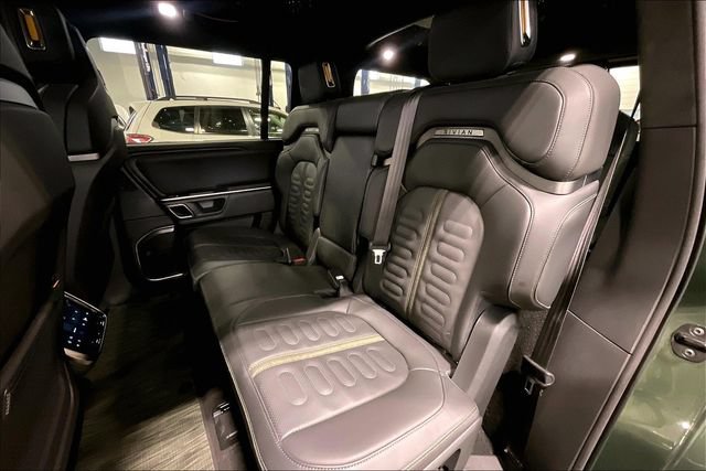 Used 2023 Rivian R1S Adventure AWD/4WD image 25